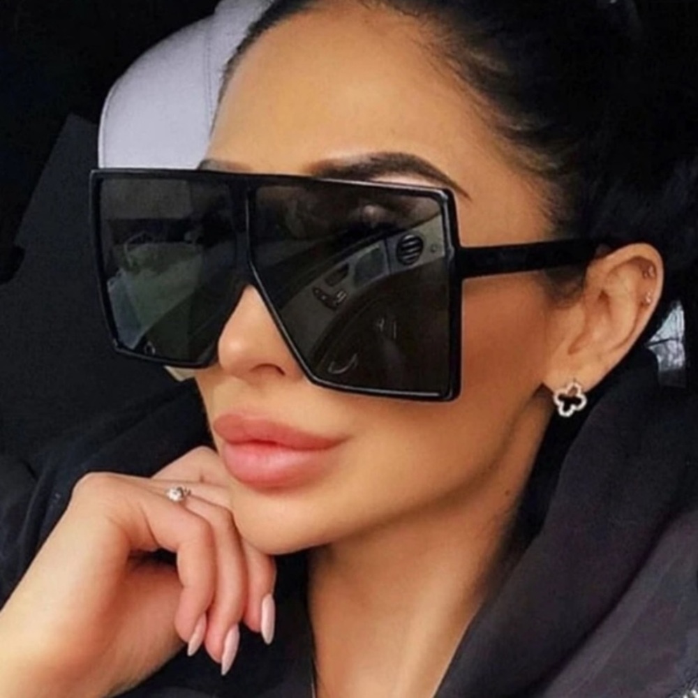 SUNGLASSES— boutique multiple styles